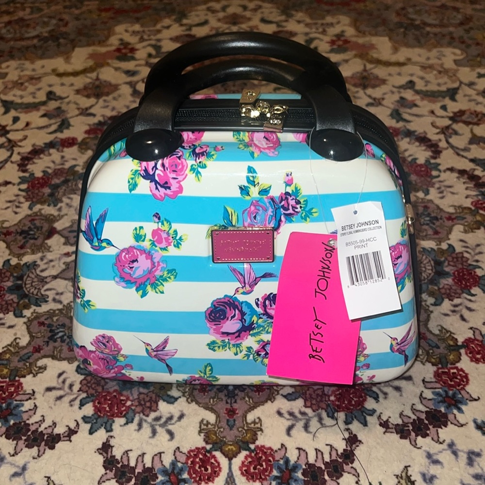 Betsey Johnson Hummingbird Print Cosmetic Hardcase